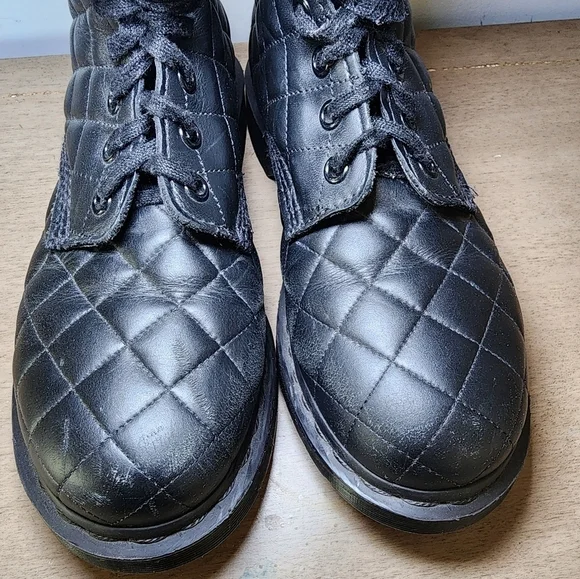 Dr. Martens AirWair CORALIE quilted leather boots black size 6 - Picture 8 of 12